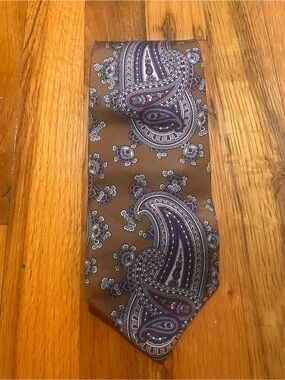 $200 Christian Dior Paisley 100% Italian Silk Tie